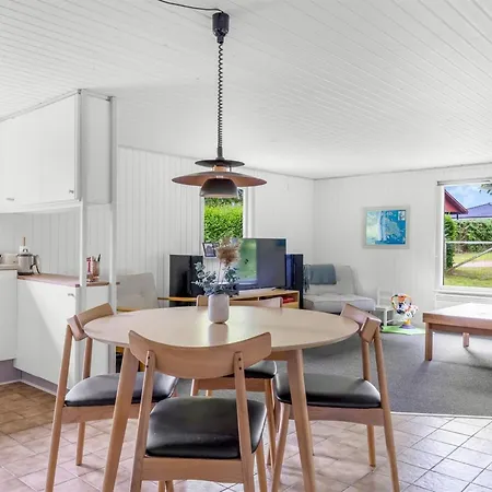 Elif - 200m From The Sea By Interhome نُوابورغ